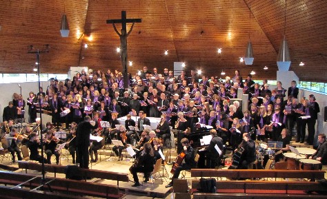 Der Kantatenchor in der Katholischen Kirche Möckmühl